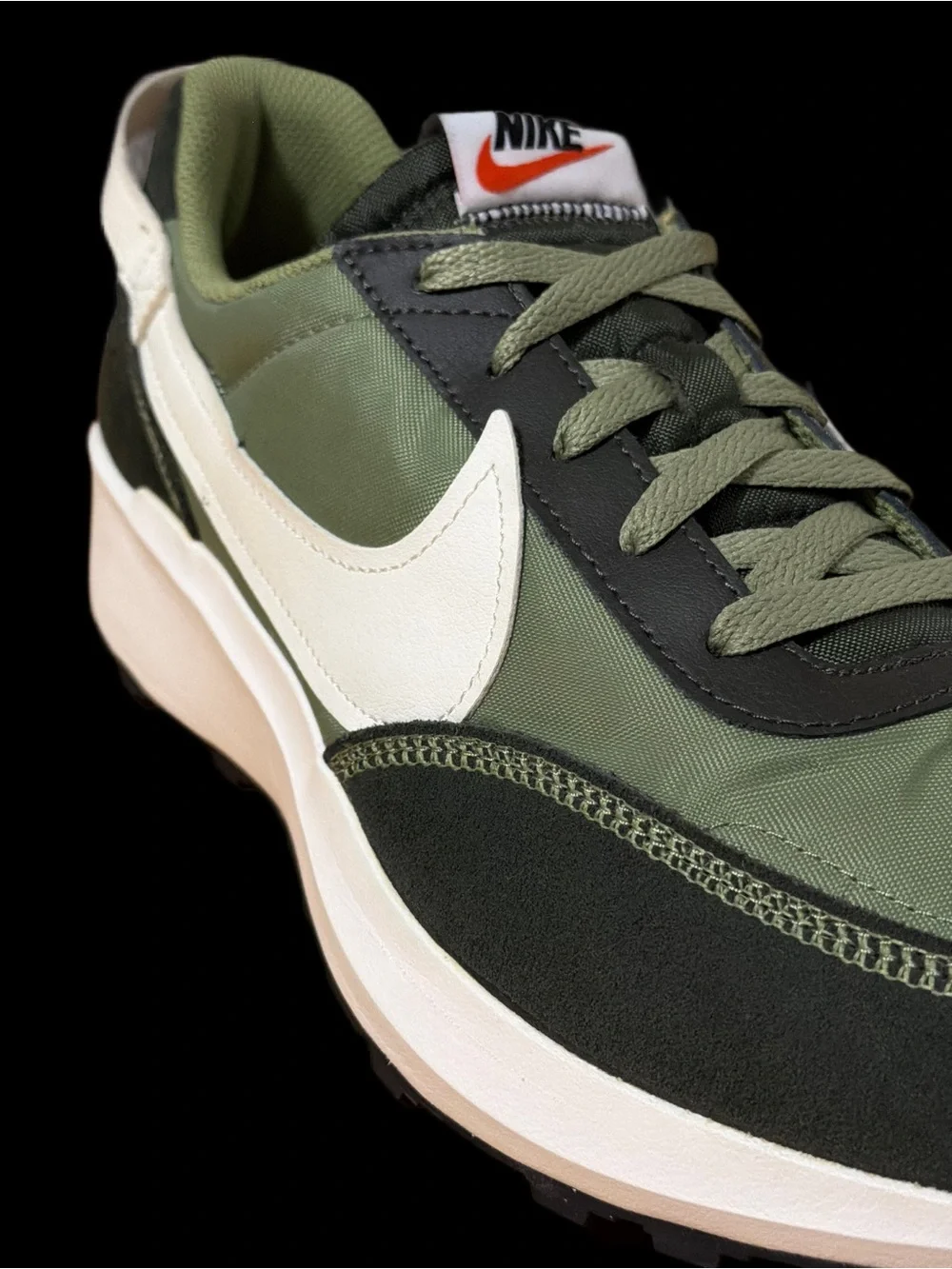 Nike Debut Alligator Green/Black/White Mens size 11